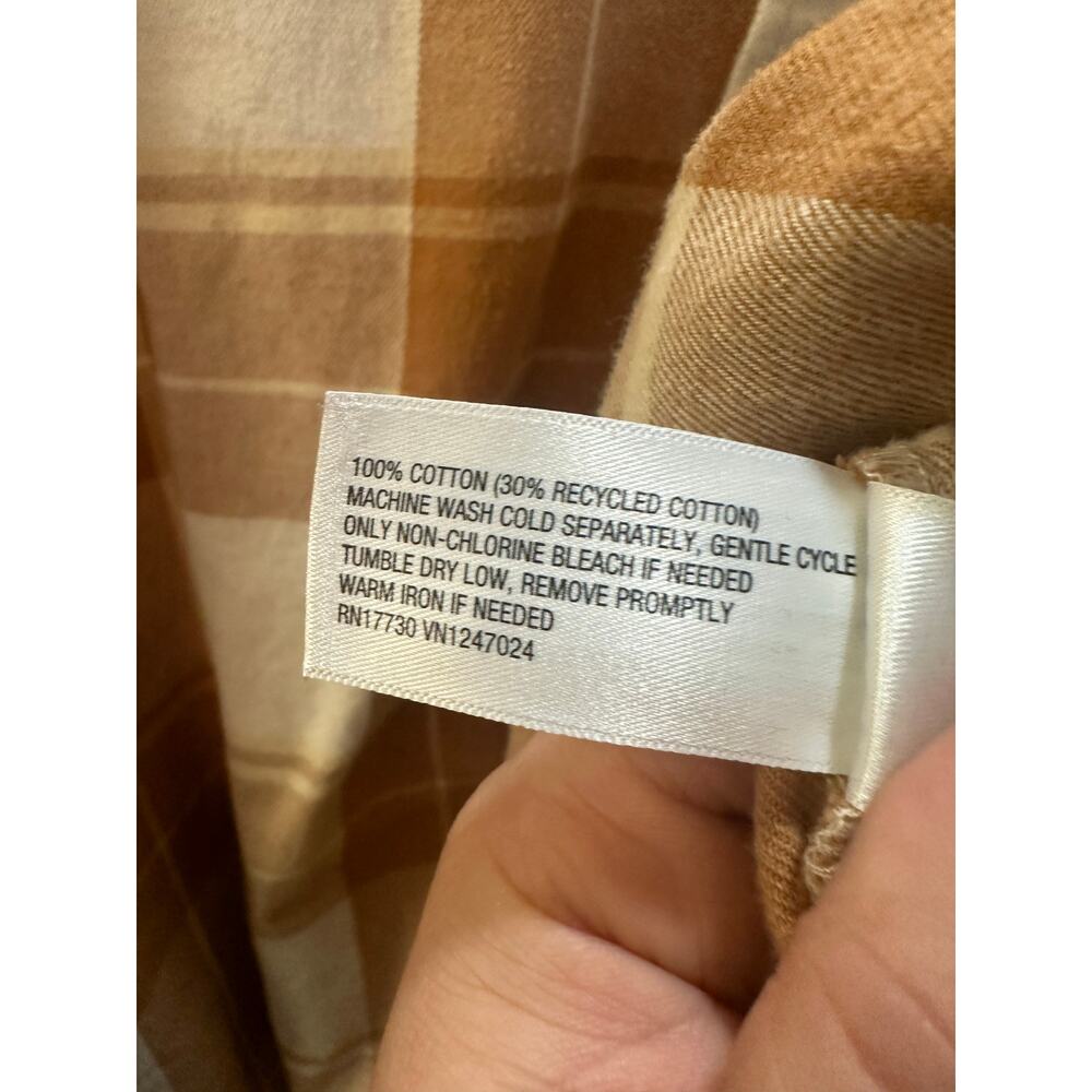 Universal Thread Co. Oversized Plaid Flannel Shirt Jacket | Size Medium - Picture 7 of 7